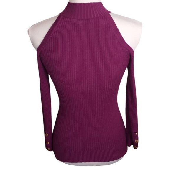G BY GUESS PURPLE/MAGENTA KEY HOLE COLD SHOULDER SWEATER SZ.S EUC. - Picture 3 of 6